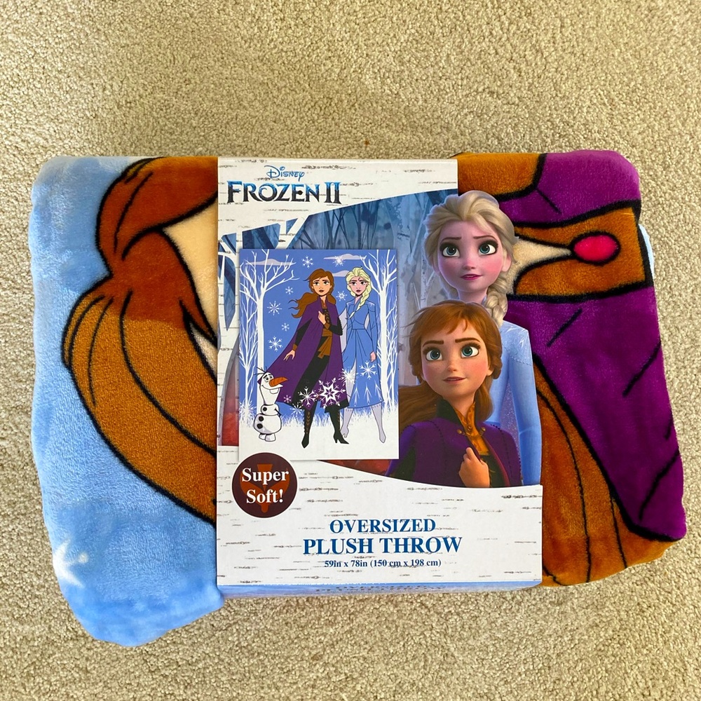 Disney Frozen II Oversized Soft Plush Throw Blanket